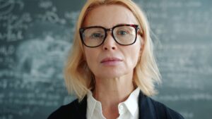alt="teacher burnout"